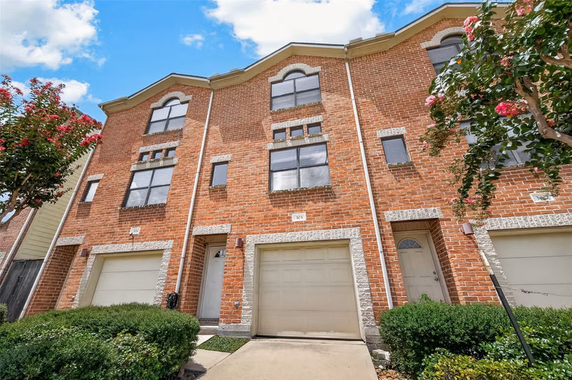 Photo 2 of 3501 Link Valley Drive 303, Houston, TX