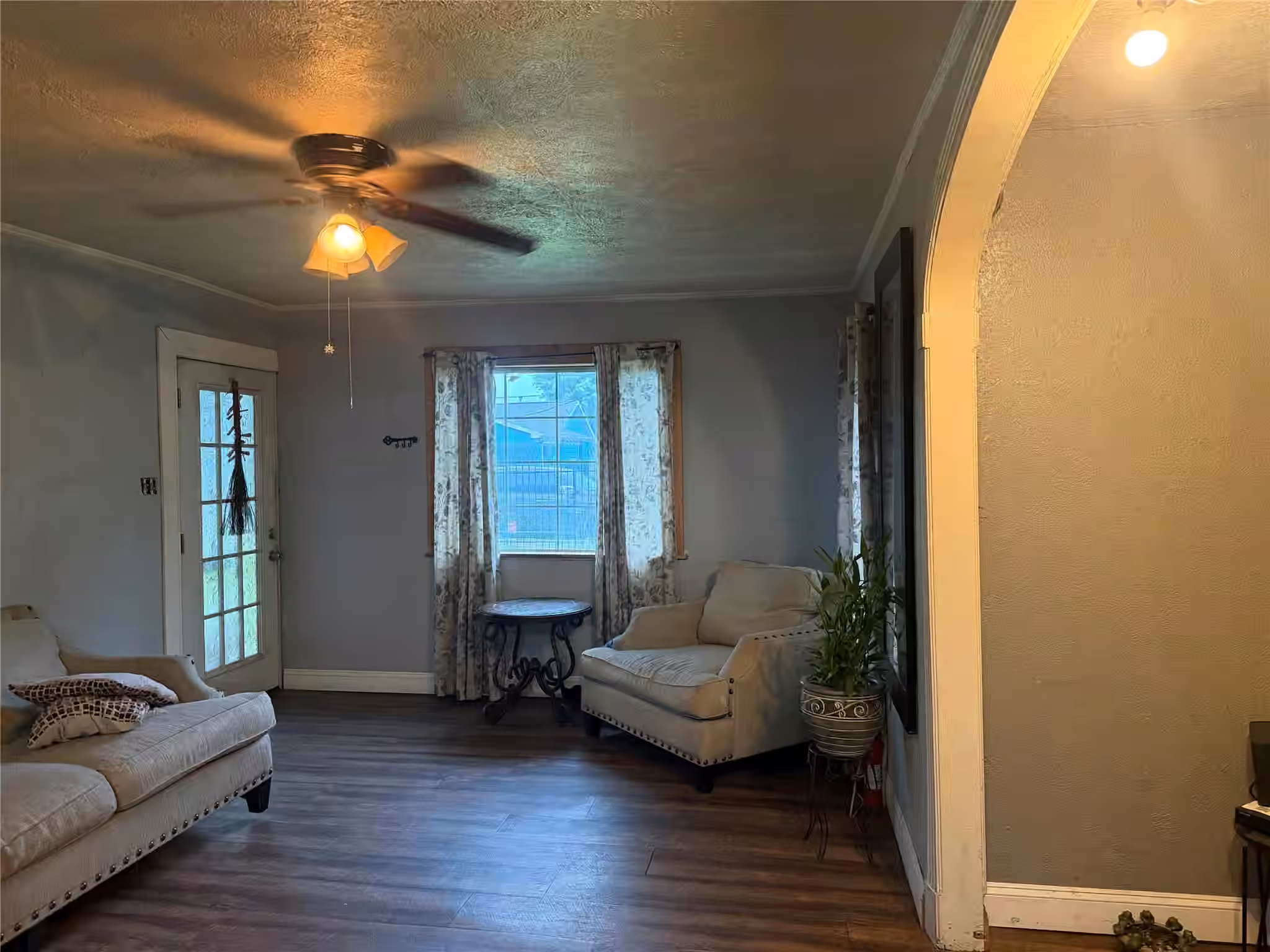 Photo 3 of 2305 Windsor Lane, Pasadena, TX