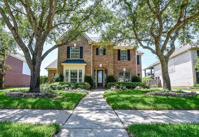 Photo of 2227 Upland Park Drive, Sugar Land, TX