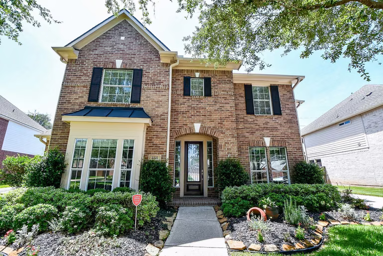 Photo 2 of 2227 Upland Park Drive, Sugar Land, TX