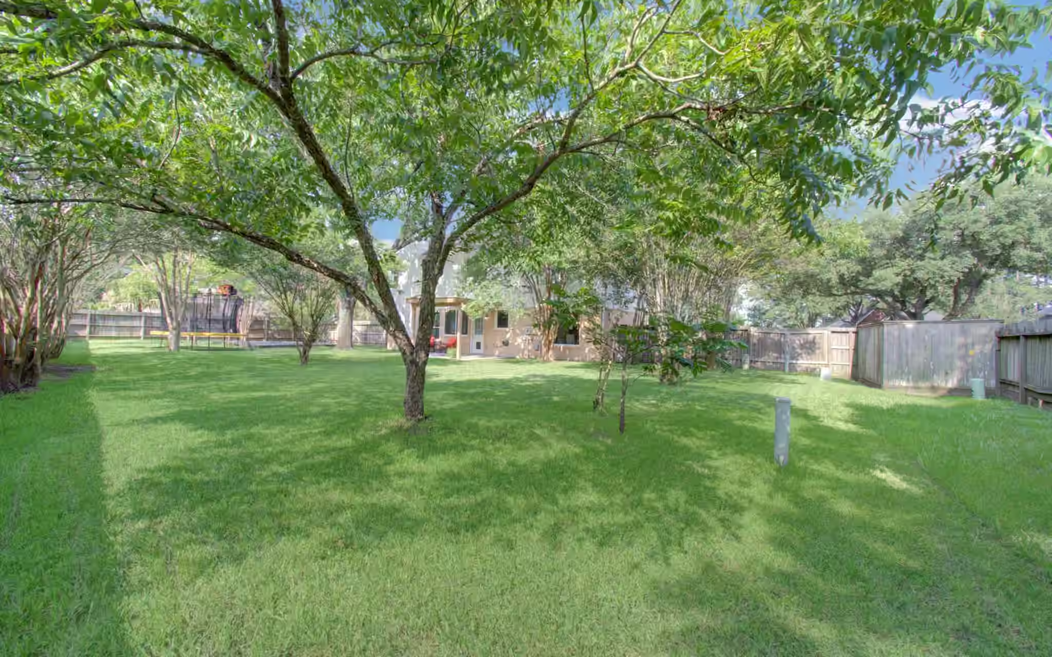 Photo 3 of 22927 Northoak Forest Lane, Spring, TX