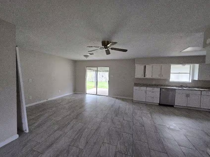 Photo 3 of 4306 Gatewood Road, Crosby, TX