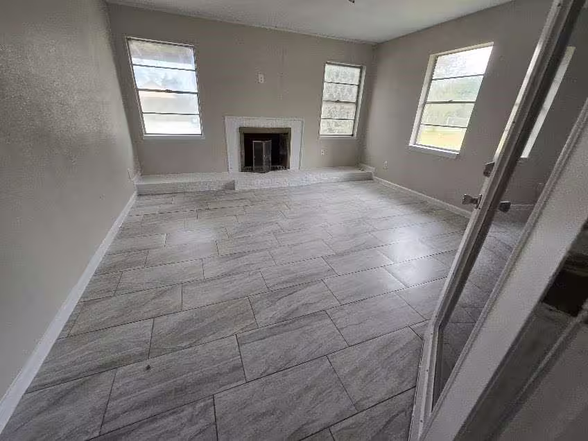 Photo 4 of 4306 Gatewood Road, Crosby, TX