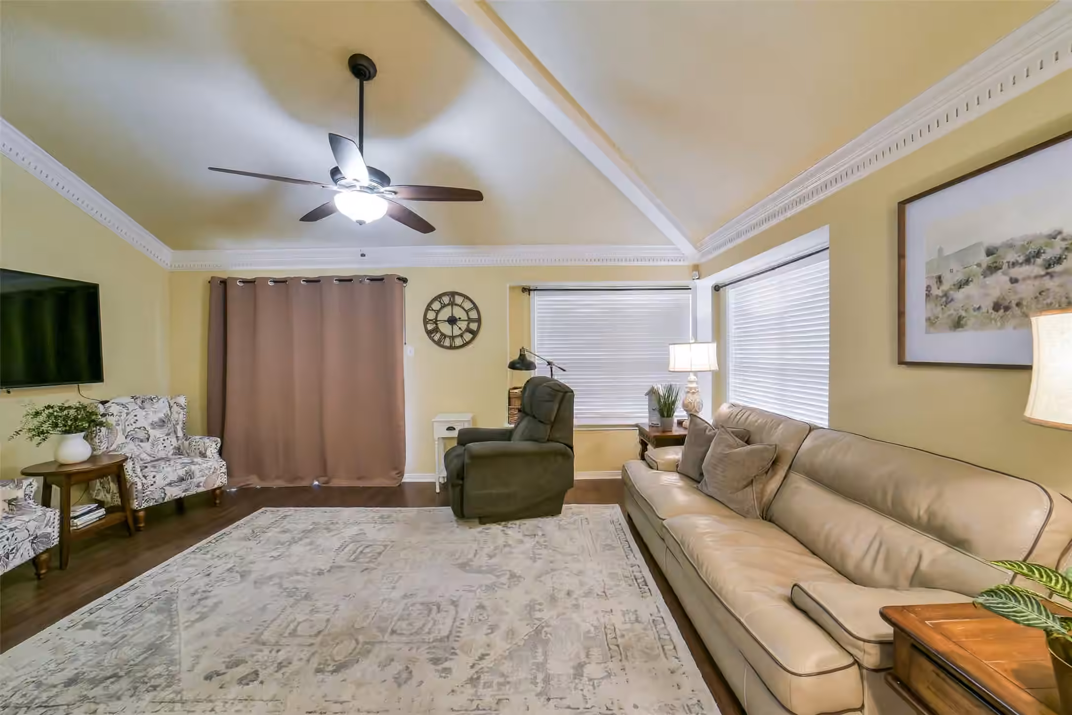 Photo 7 of 15926 Spring Forest Drive, Houston, TX