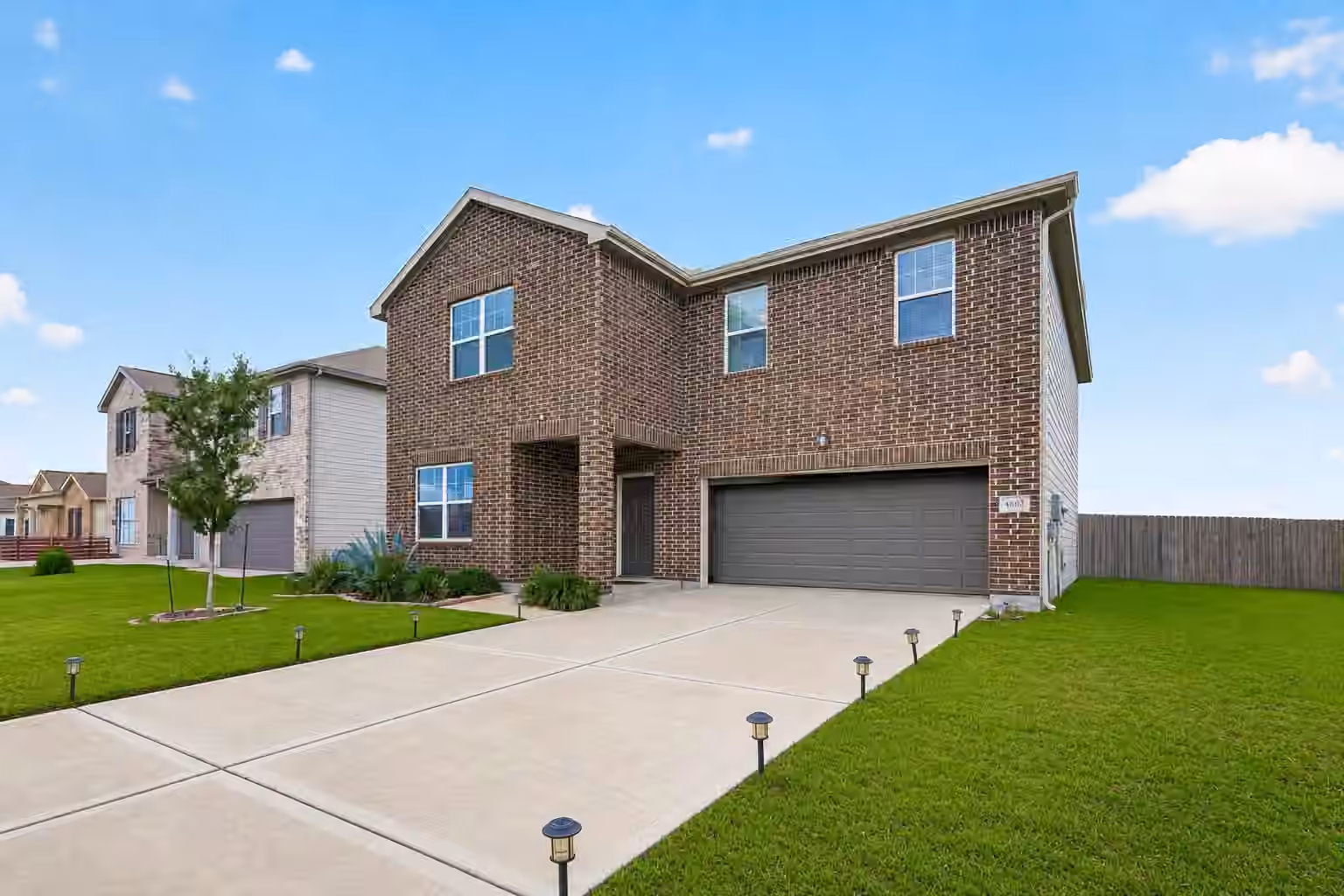 Photo 2 of 4602 Highland Crest Drive, Richmond, TX