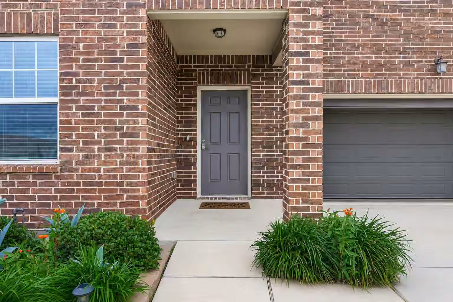 Photo 4 of 4602 Highland Crest Drive, Richmond, TX