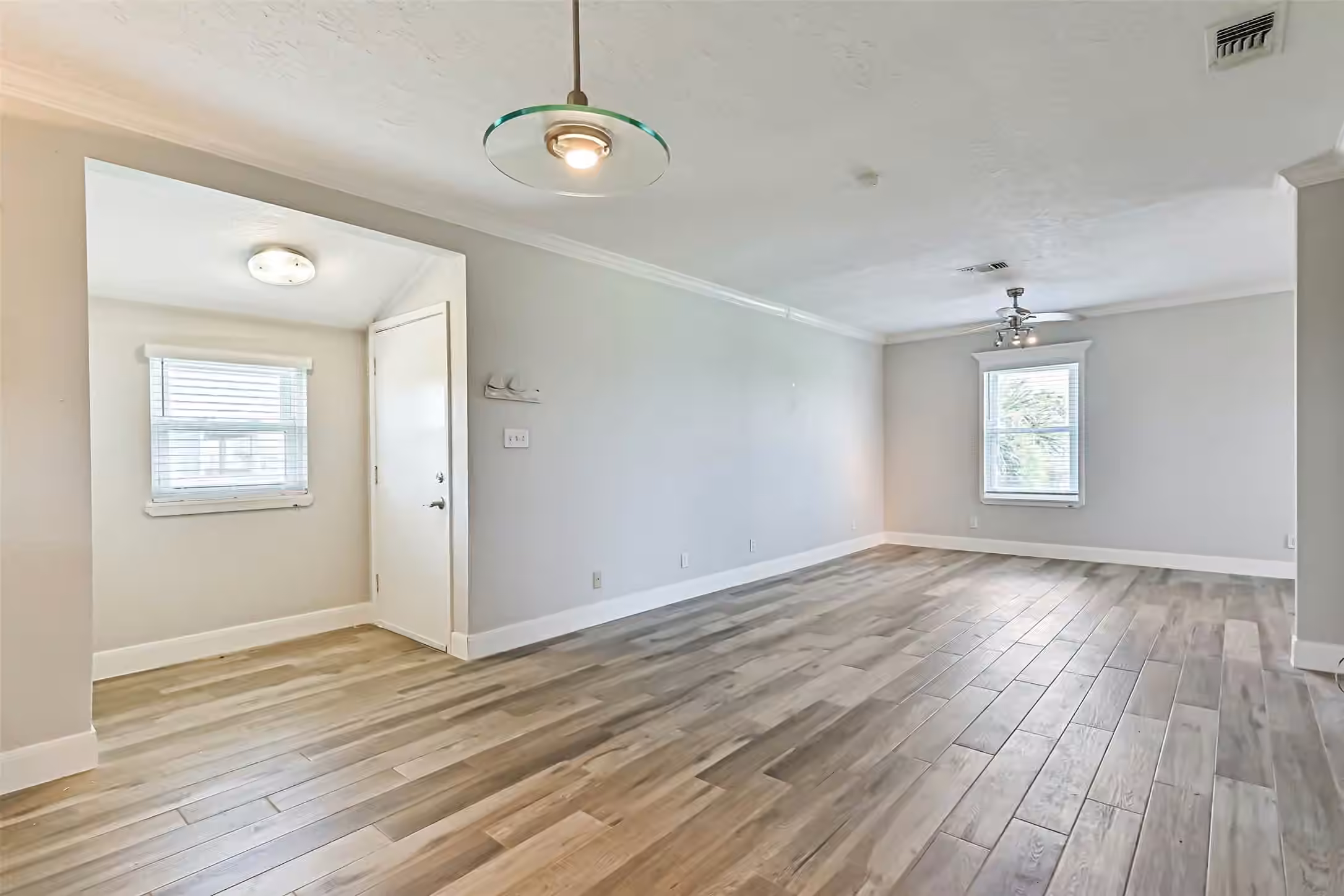 Photo 4 of 4019 3rd Street, Galveston, TX
