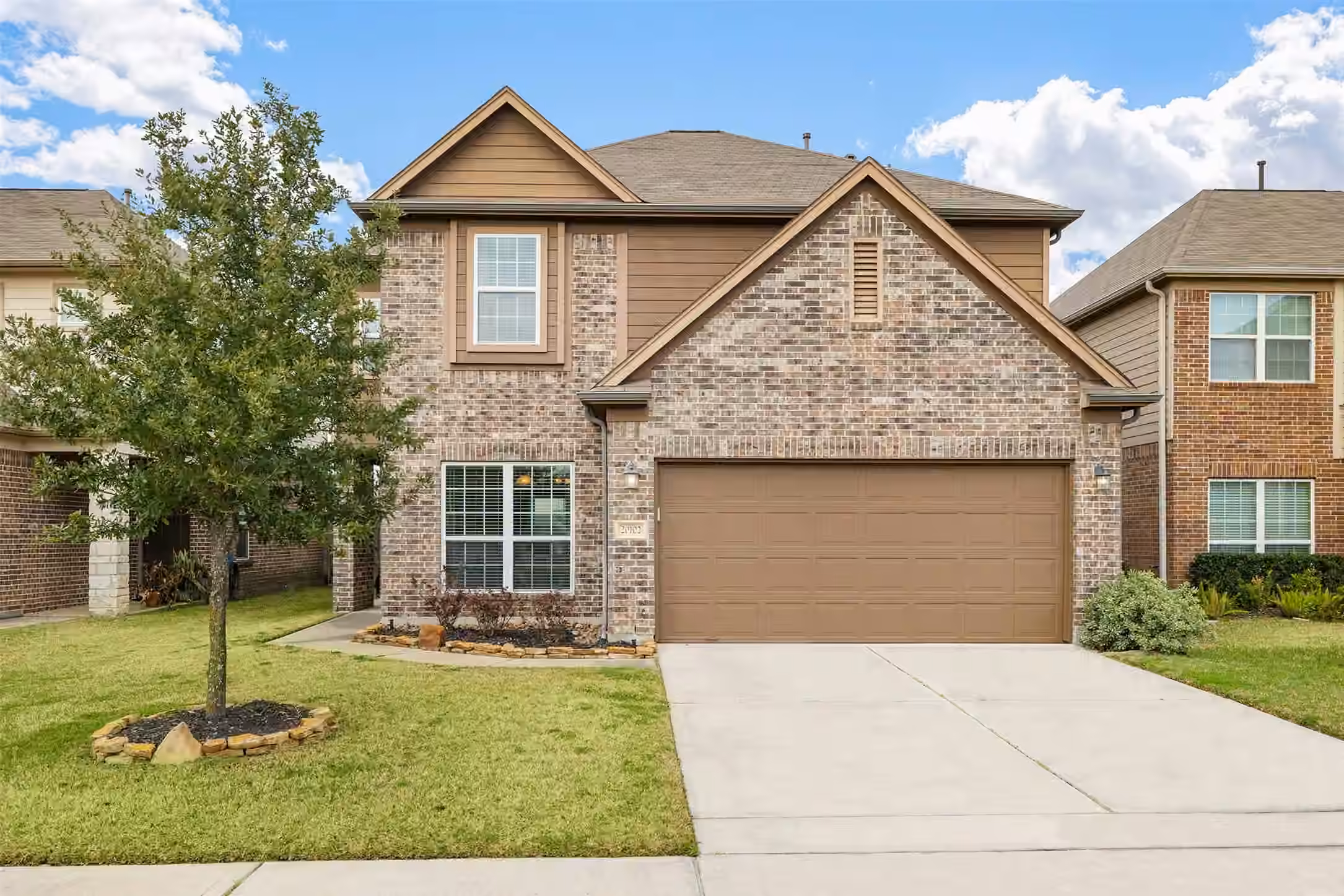 Photo 2 of 20102 Bayliss Manor Lane, Cypress, TX