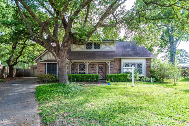 Photo of 206 Mariner Court, Crosby, TX 77532