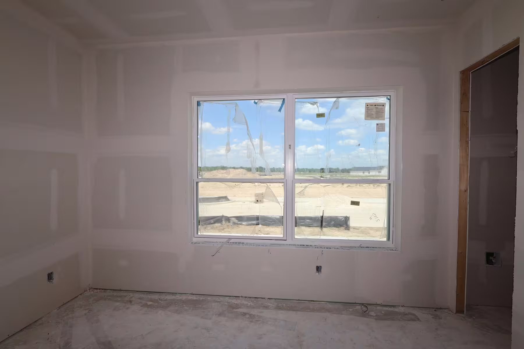 Photo 6 of 12415 Emerald Enclave Drive, Cypress, TX