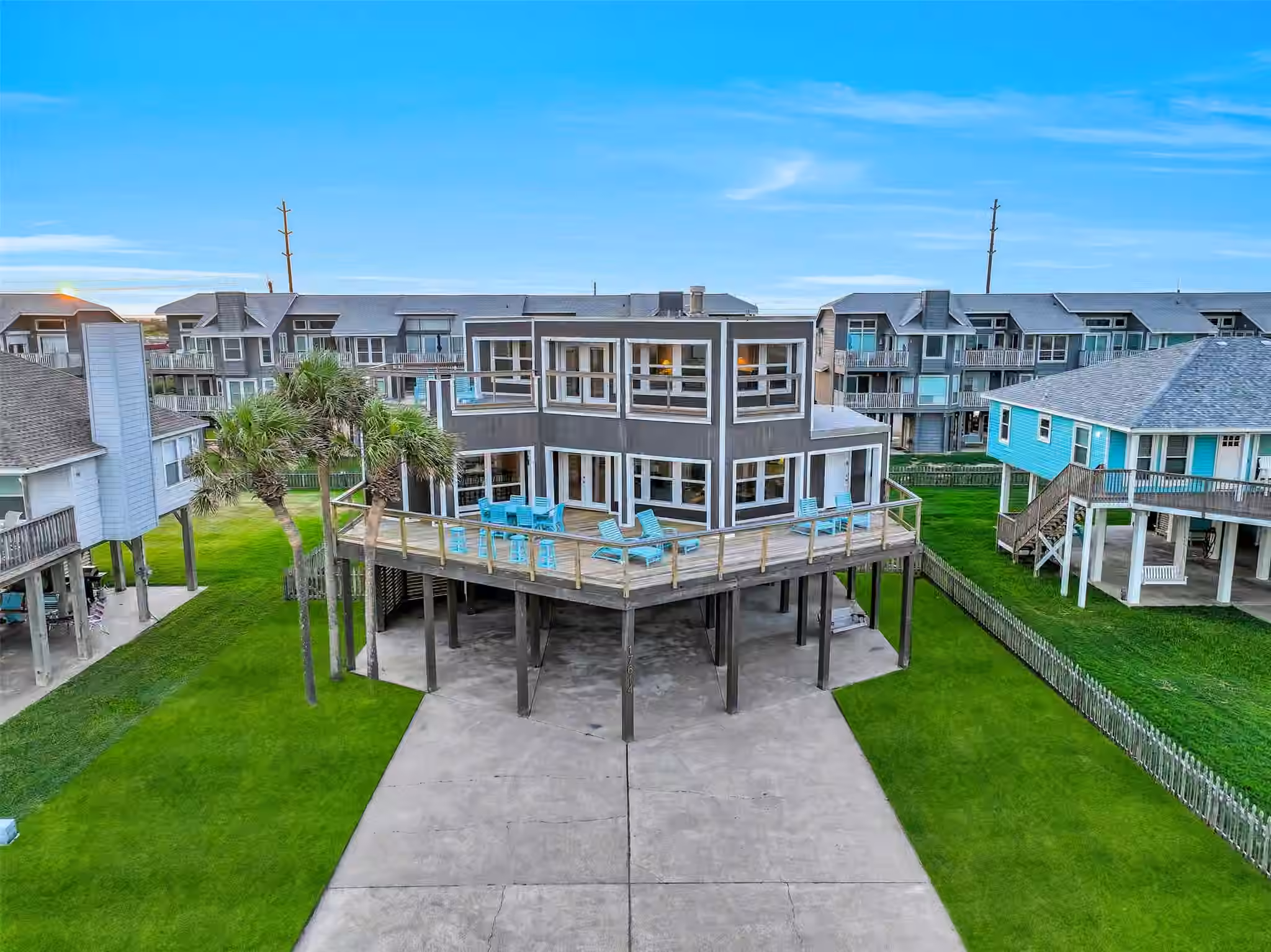 Photo 2 of 17614 Glei, Galveston, TX