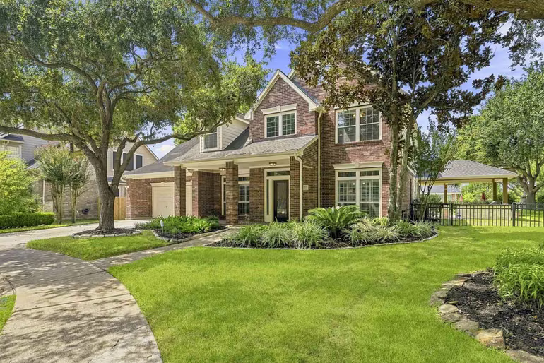 Photo 5 of 5702 Misty Island Court, Katy, TX