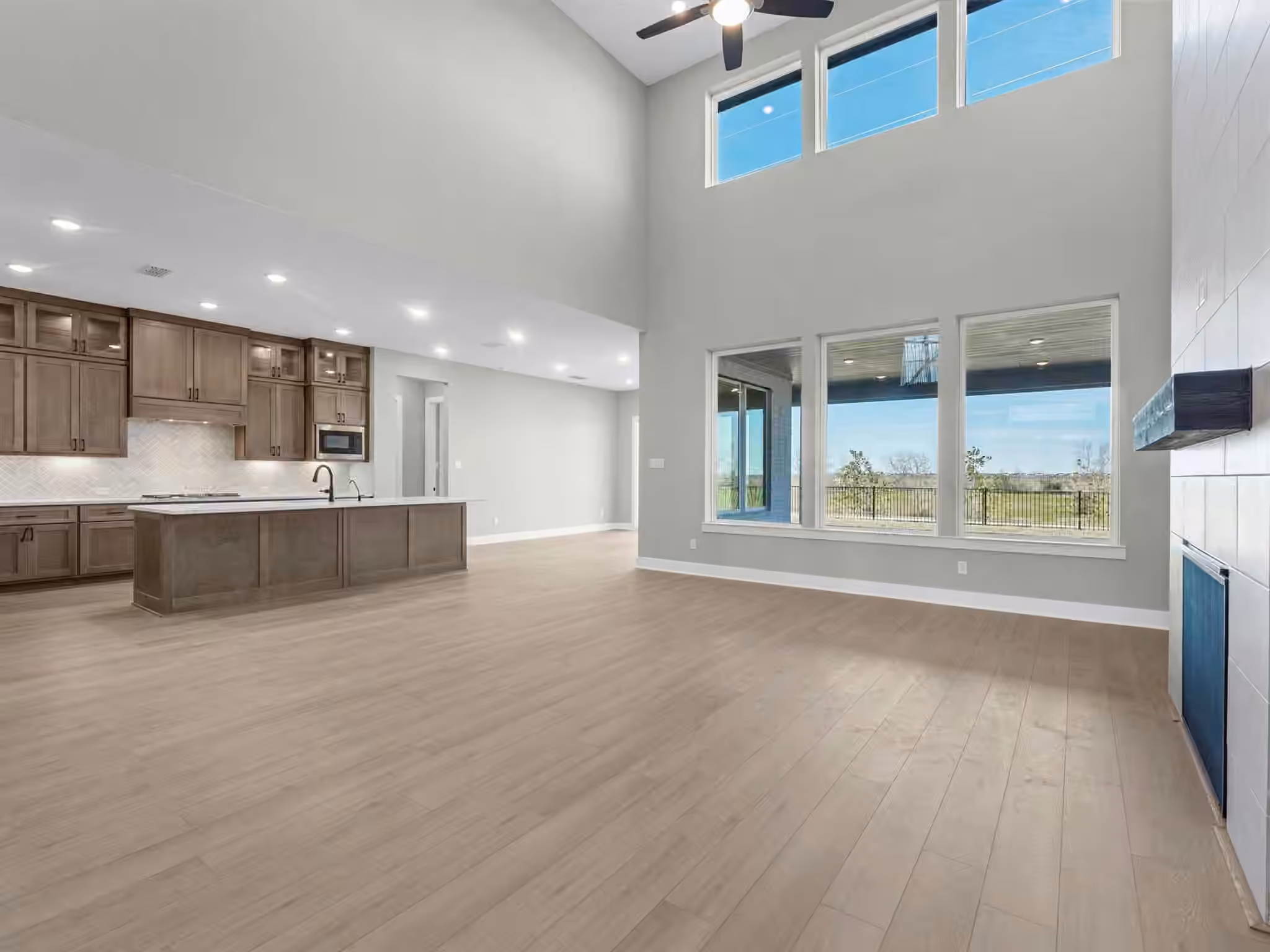 Photo 6 of 10510 Sedge Blade Lane, Cypress, TX