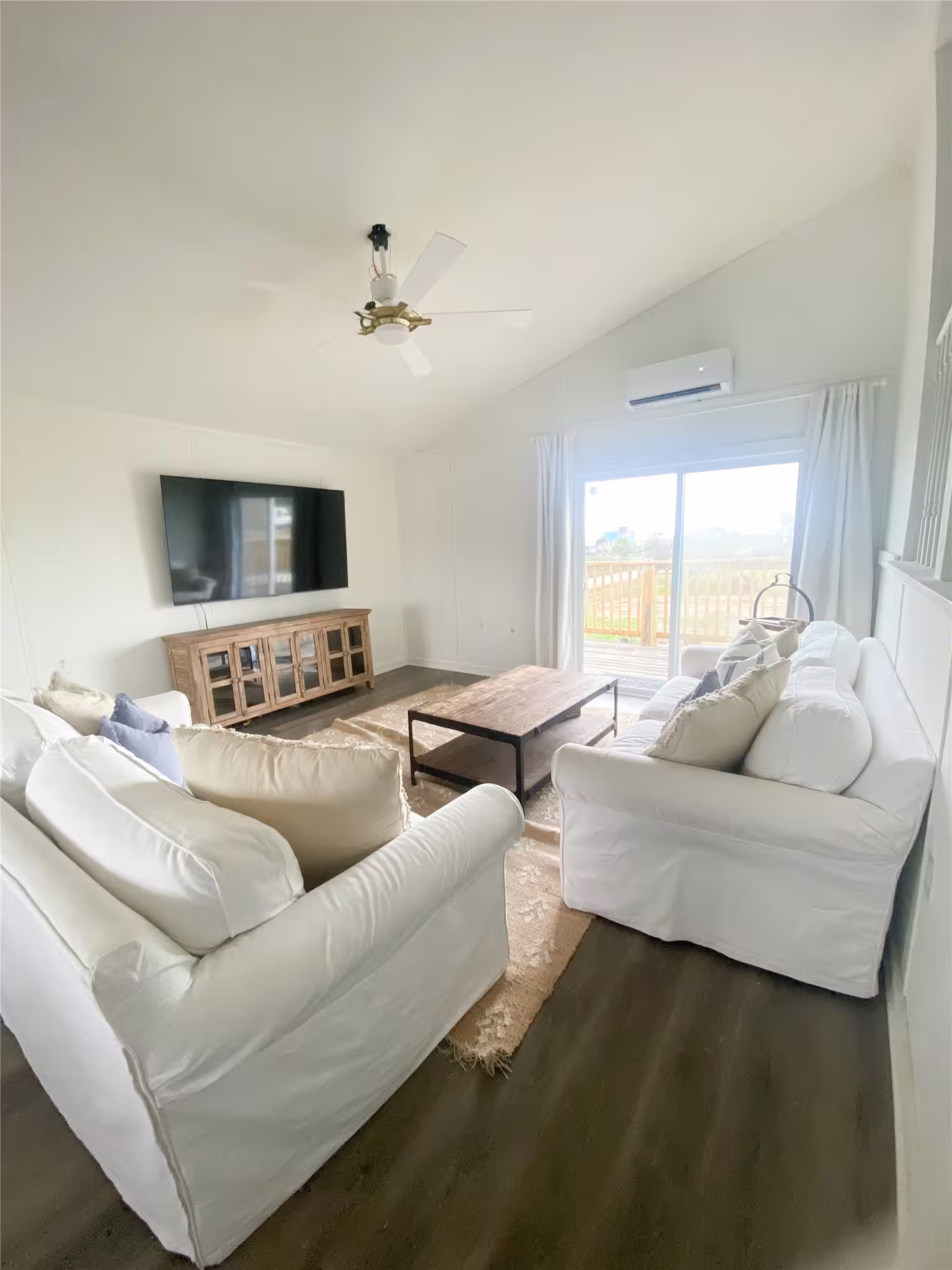 Photo 6 of 1168 N Tinkle Lane, Crystal Beach, TX