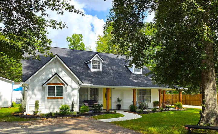 Photo of 6700 Magnolia Trail, Conroe, TX 77306