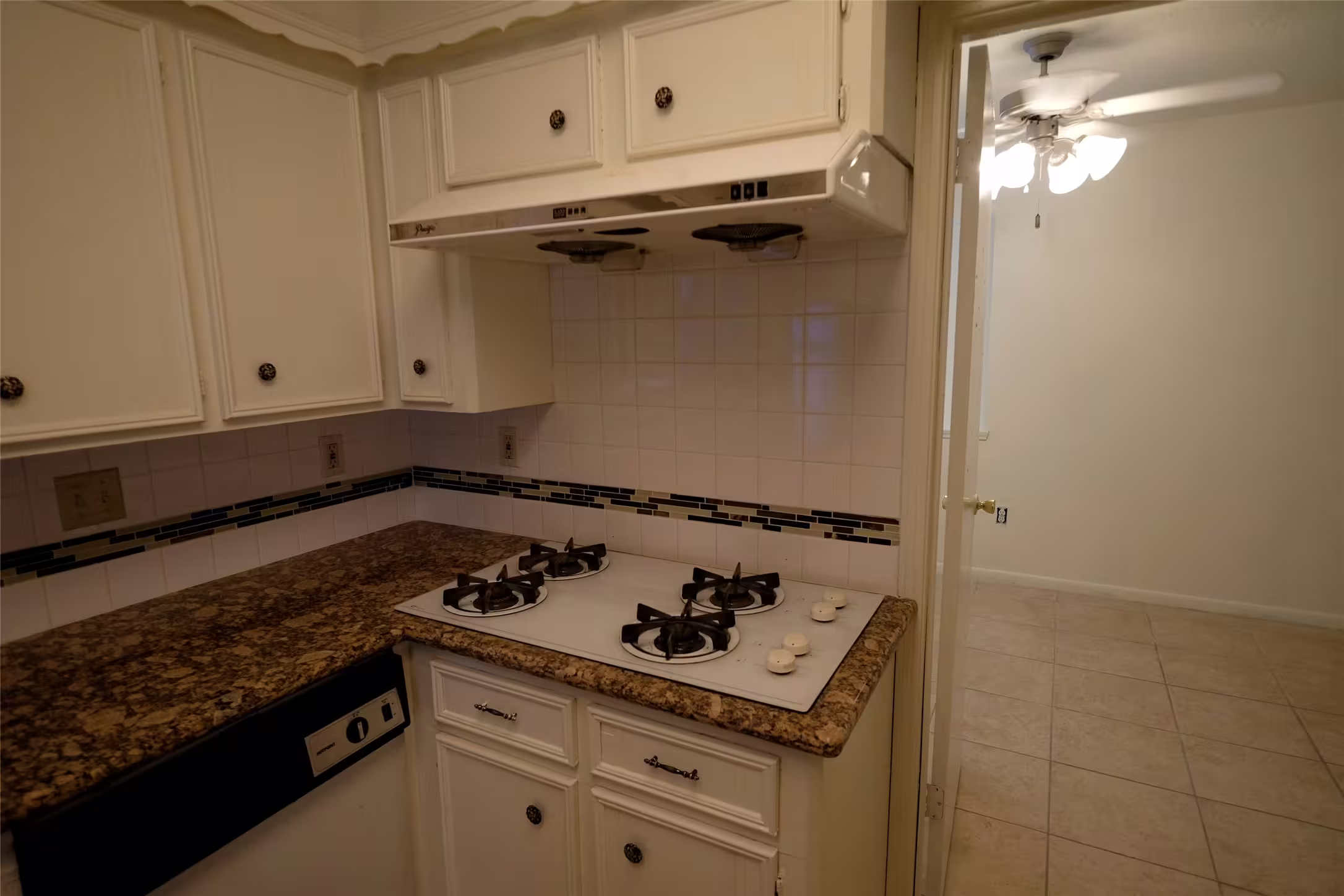 Photo 5 of 12323 Bexley Drive, Houston, TX