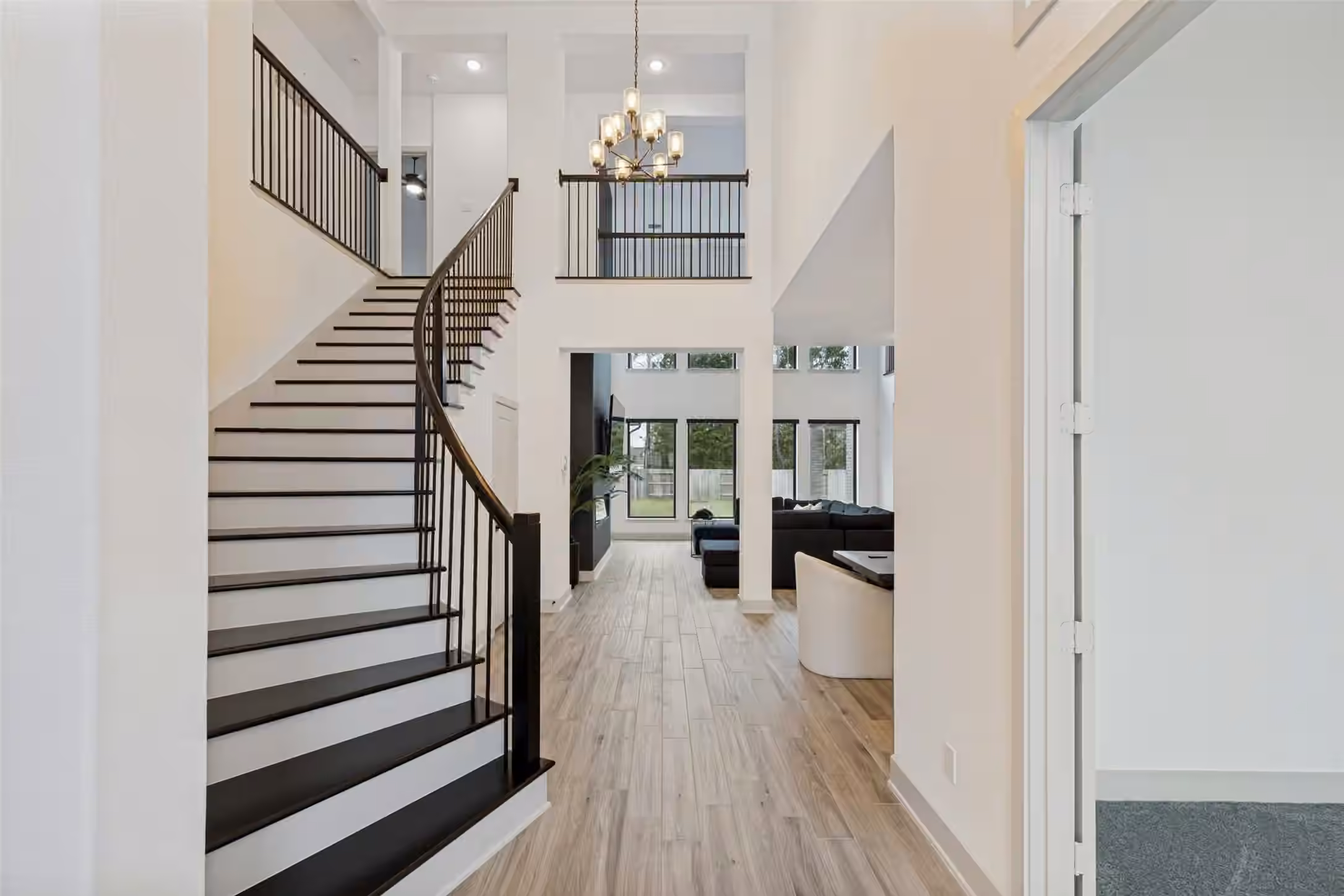 Photo 5 of 15634 Early Bird Lane, Conroe, TX