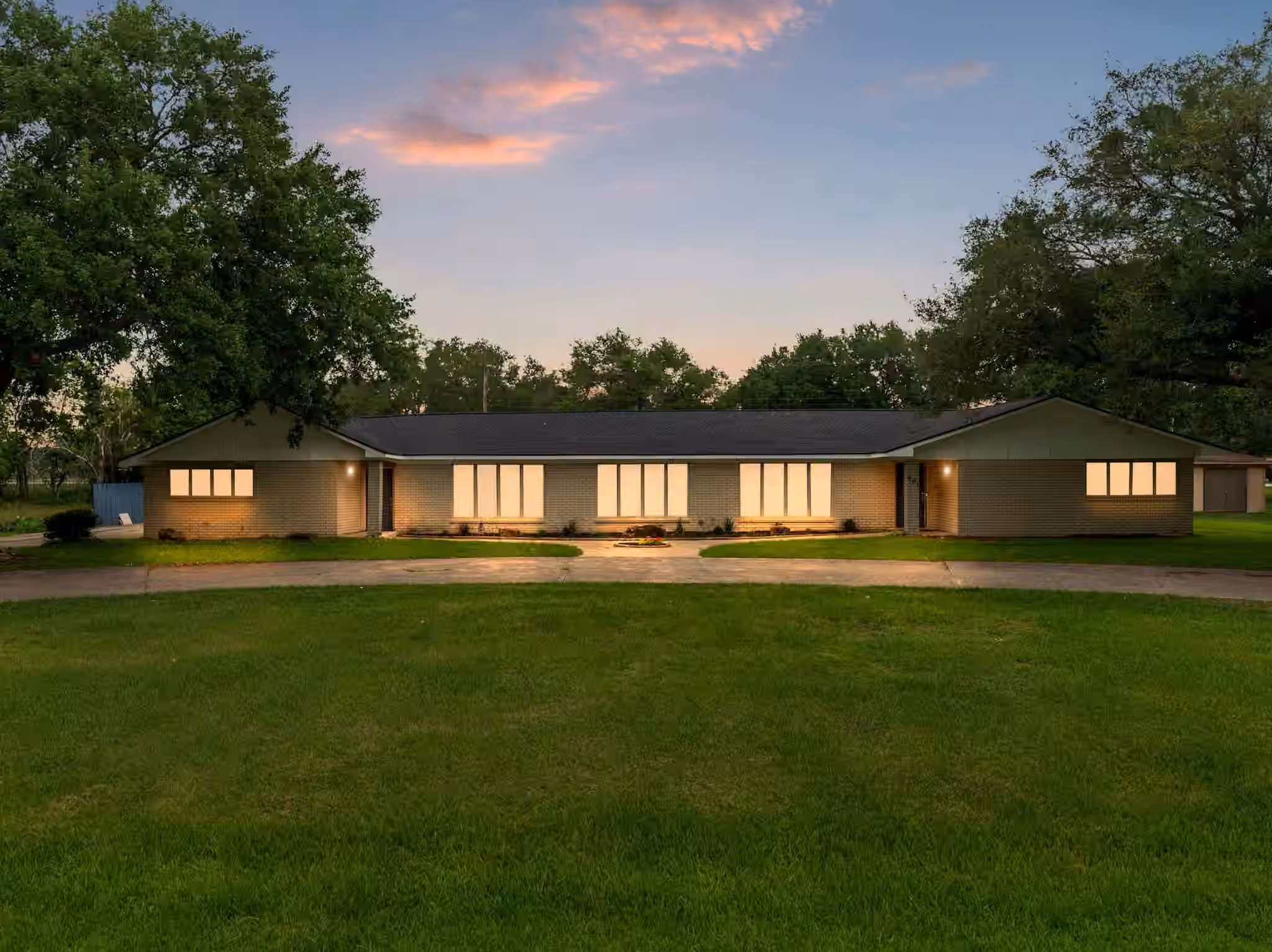 Photo of 601 W 6th Street, Bay City, TX 77414