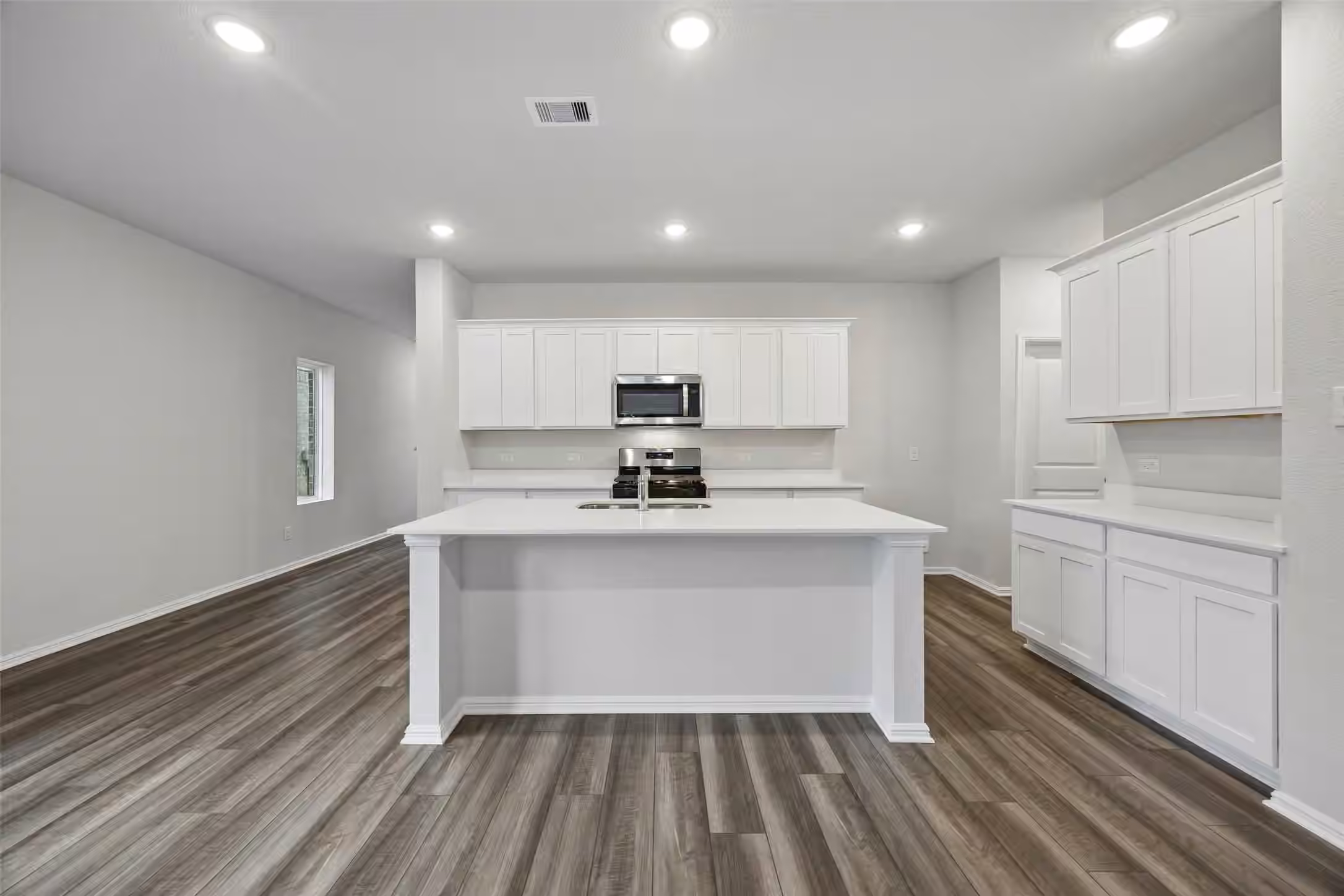 Photo 3 of 1116 Novelle Bend Drive, Huffman, TX