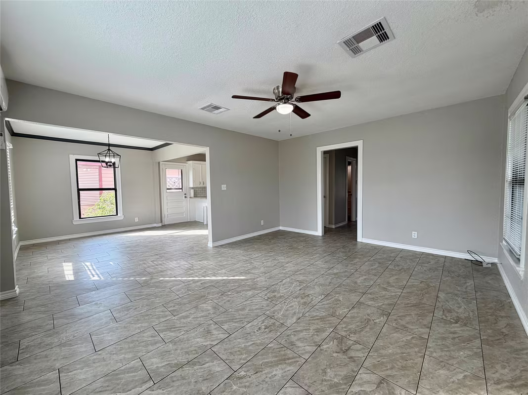 Photo 7 of 1214 W 5th Street, Freeport, TX