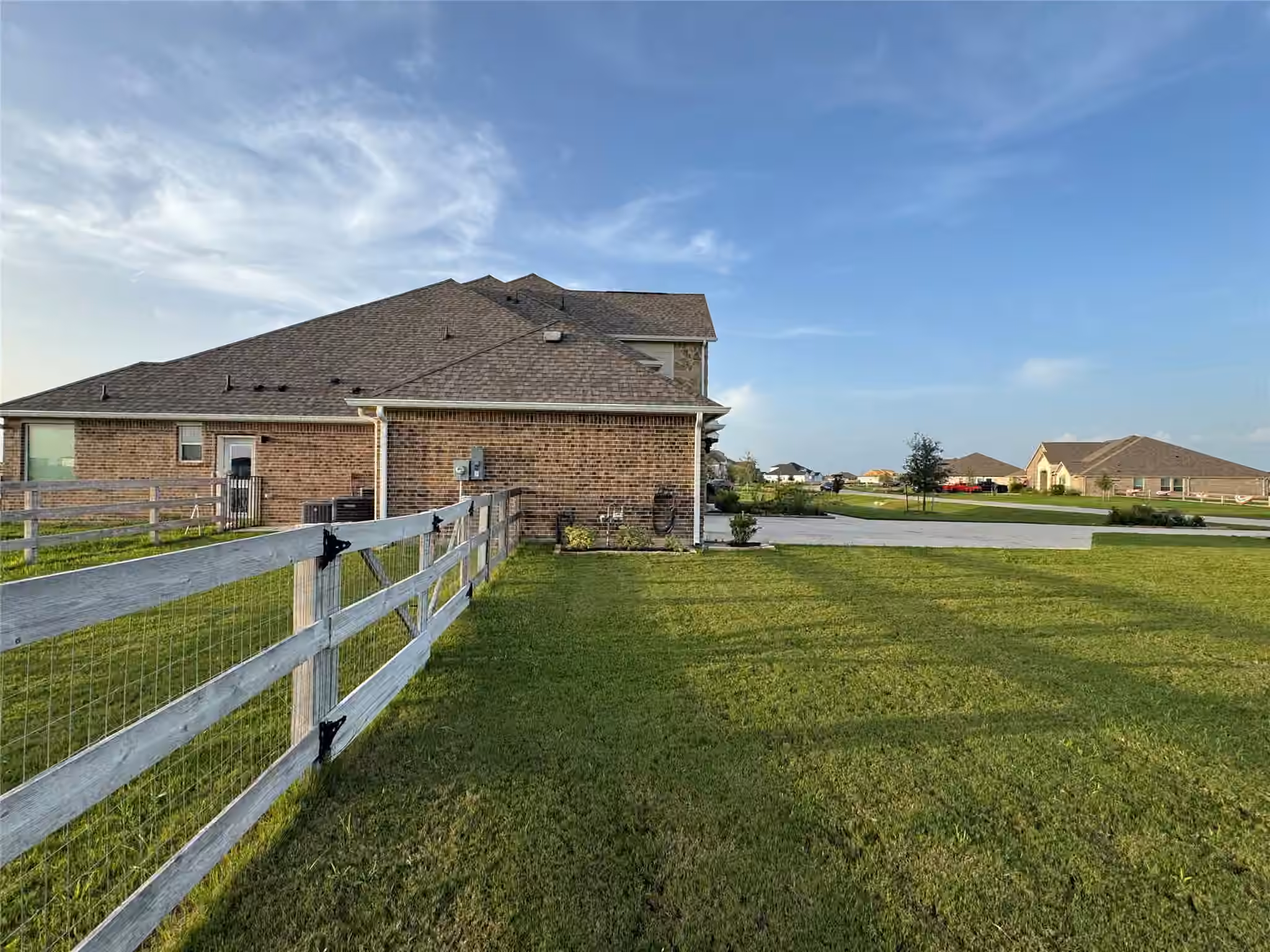 Photo 5 of 4021 Edgewater Terrace Lane, Waller, TX