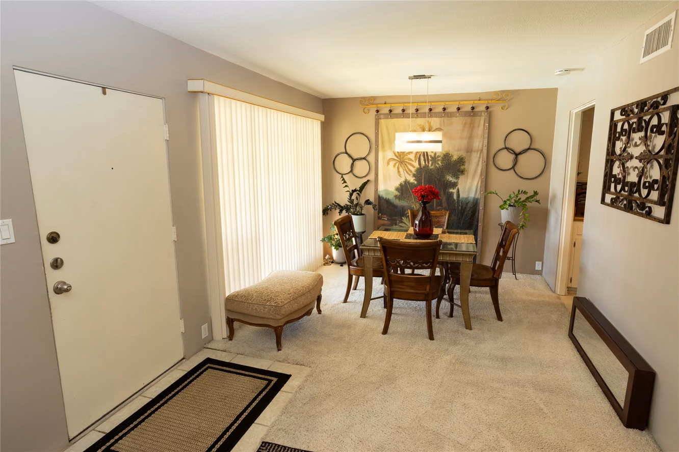 Photo 2 of 2101 Fountain View Drive 56, Houston, TX