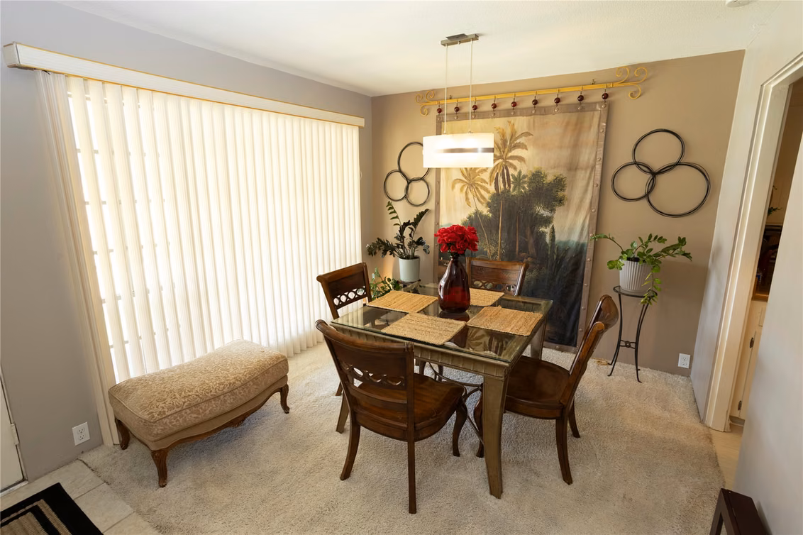 Photo 3 of 2101 Fountain View Drive 56, Houston, TX