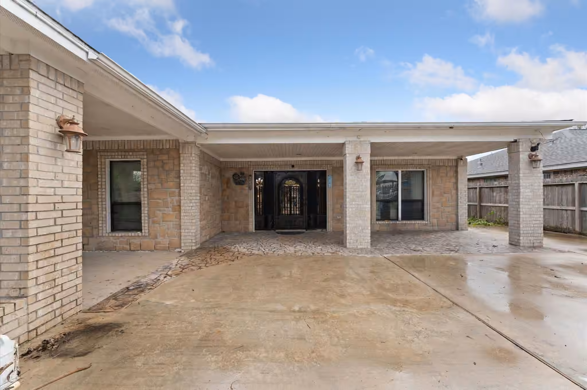 Photo 4 of 14022 Greenville Street, Houston, TX