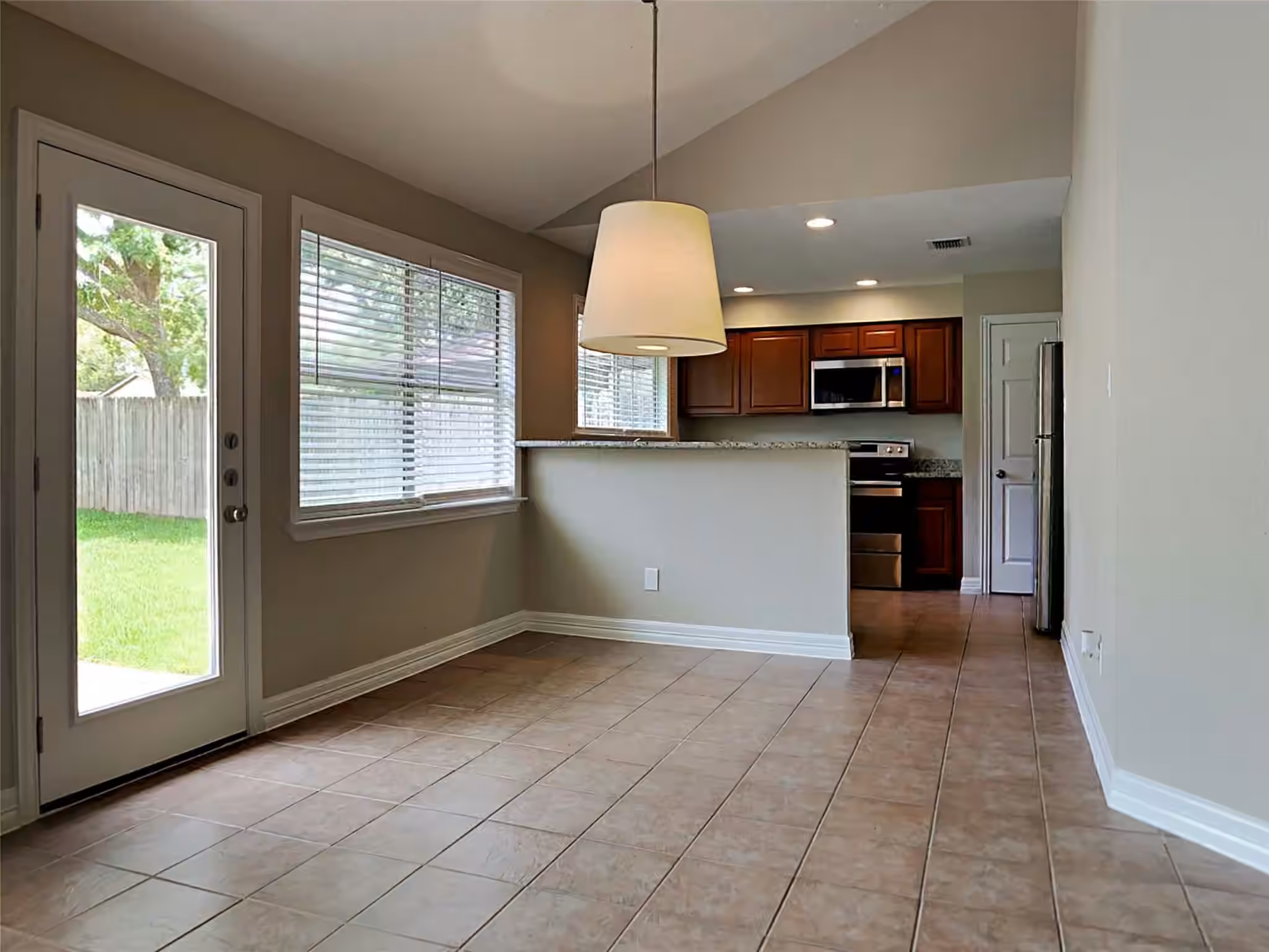 Photo 2 of 123 Greenshire Drive, League City, TX