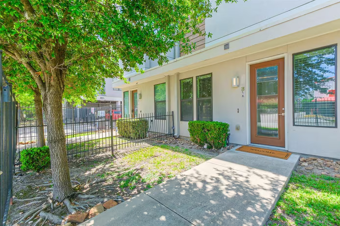 Photo of 2401 Crawford Street C1b, Houston, TX 77004