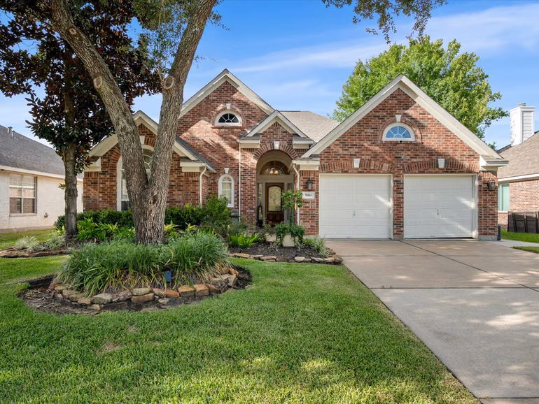 Photo 3 of 9414 Skipping Stone Lane, Houston, TX