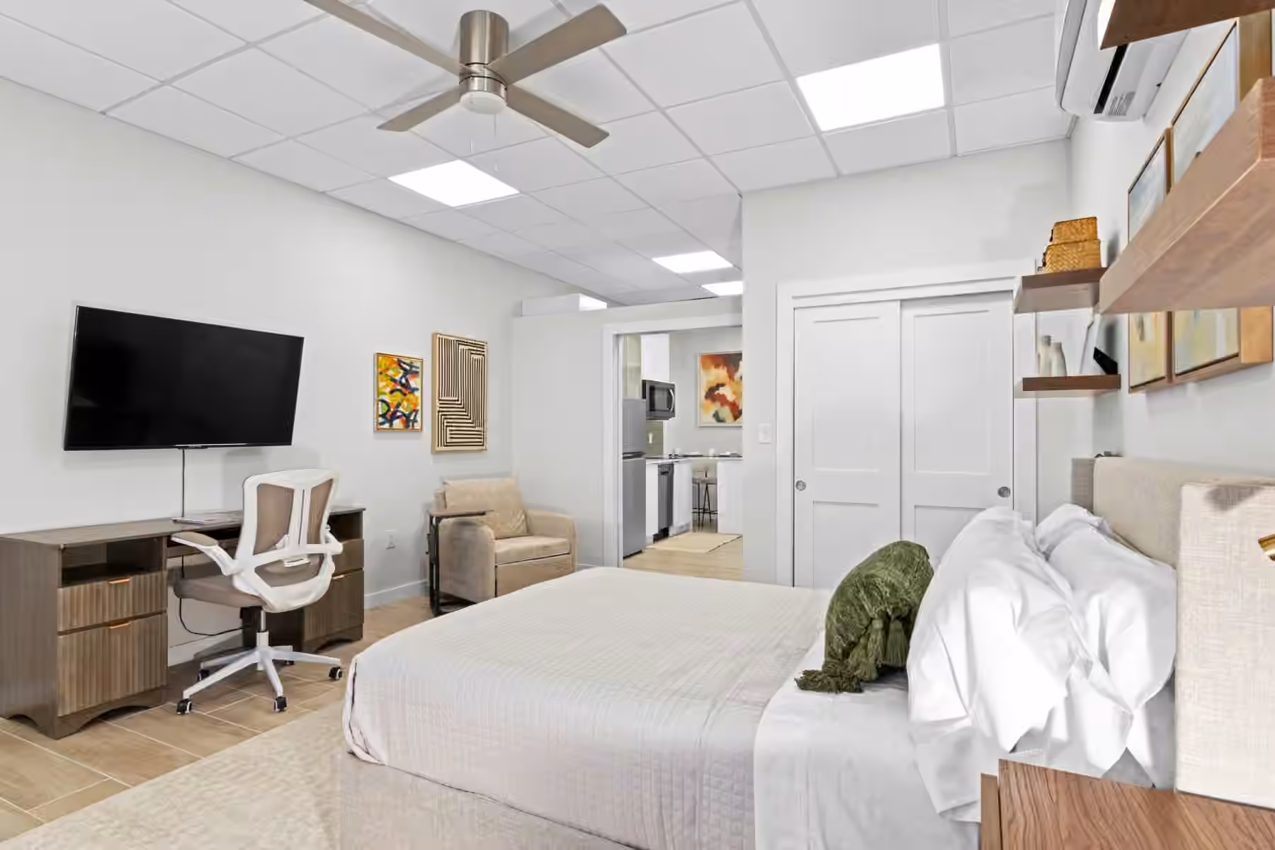 Photo 4 of 9800 Centre Parkway 1003, Houston, TX