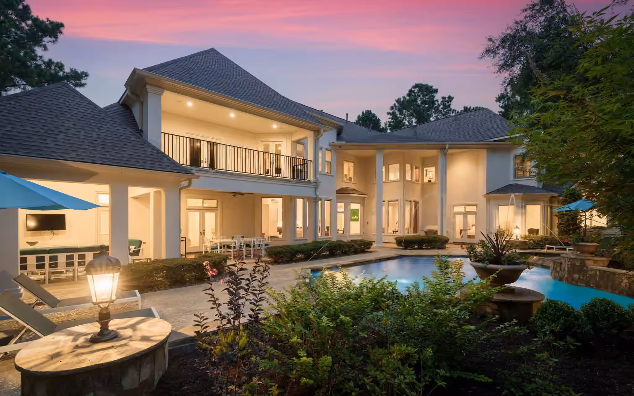 Photo 3 of 39 N Palmiera Circle, The Woodlands, TX