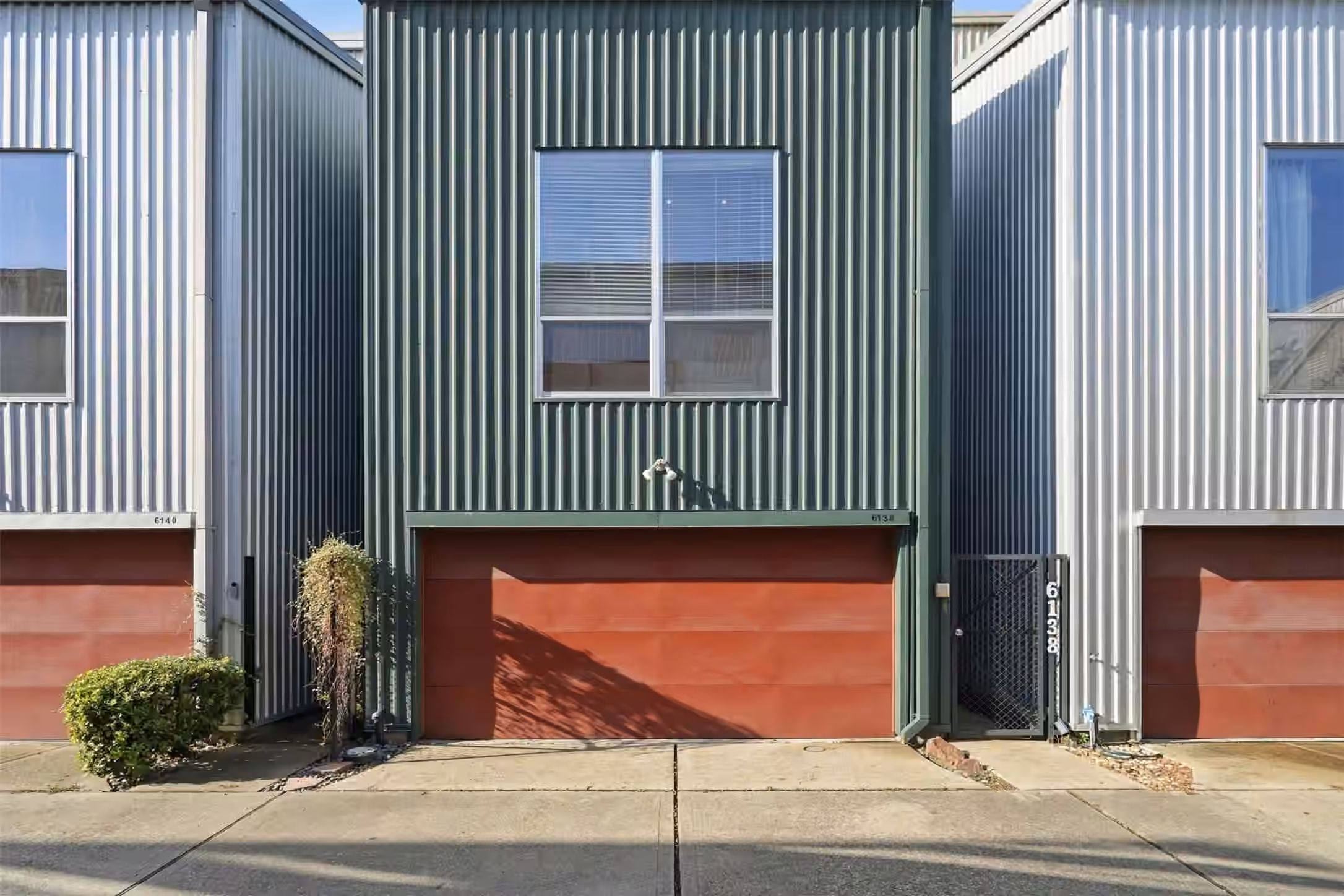 Photo of 6138 Grand Boulevard, Houston, TX 77021