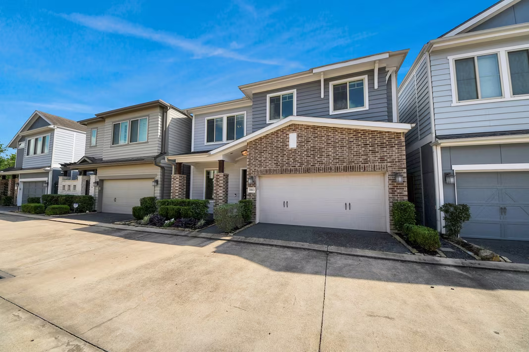 Photo 2 of 8913 Aventino Way, Houston, TX