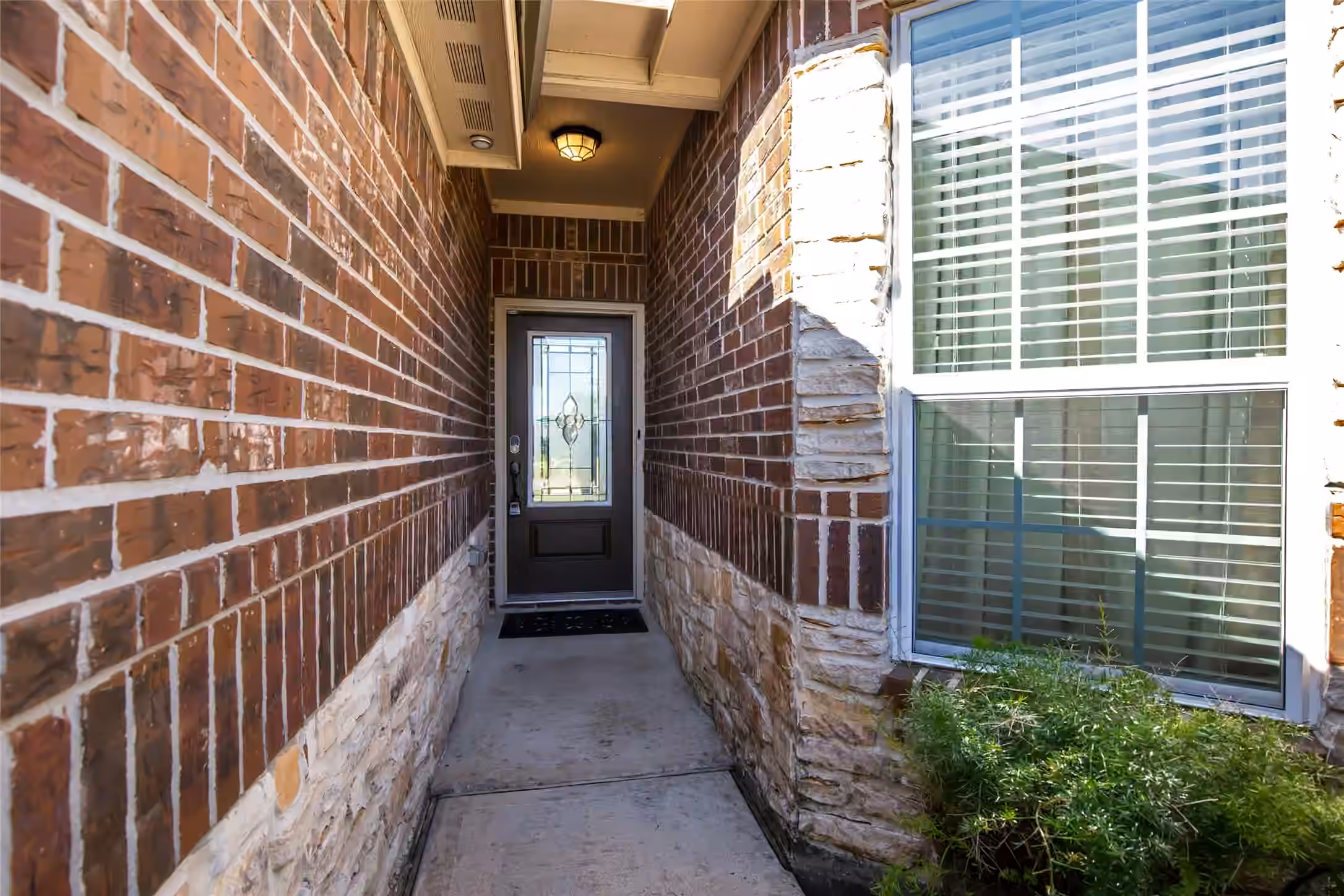 Photo 4 of 20551 Iron Seat Drive, Hockley, TX