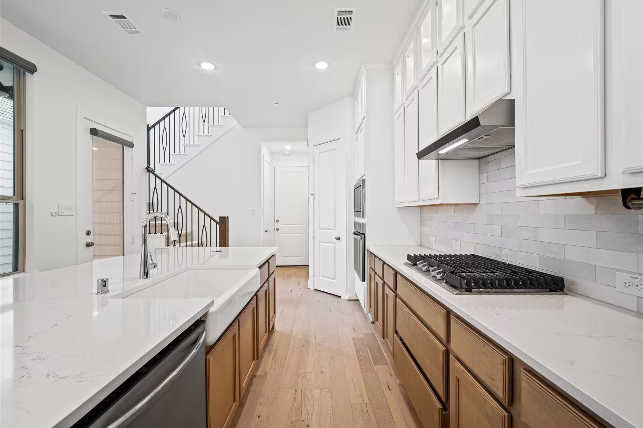 Photo 6 of 523 Cypress Valley Avenue, Montgomery, TX
