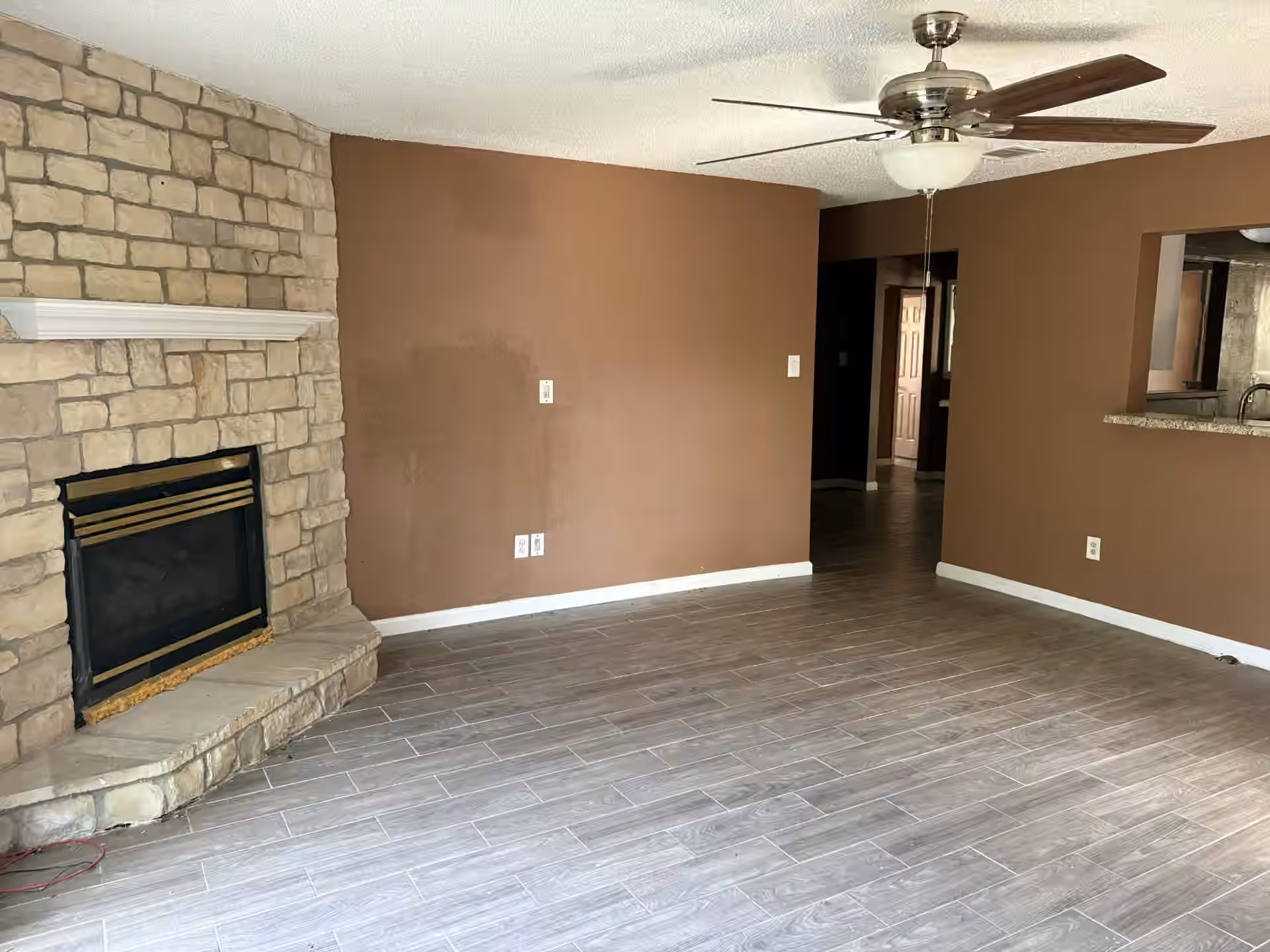 Photo 5 of 7635 Claiborne Street, Houston, TX