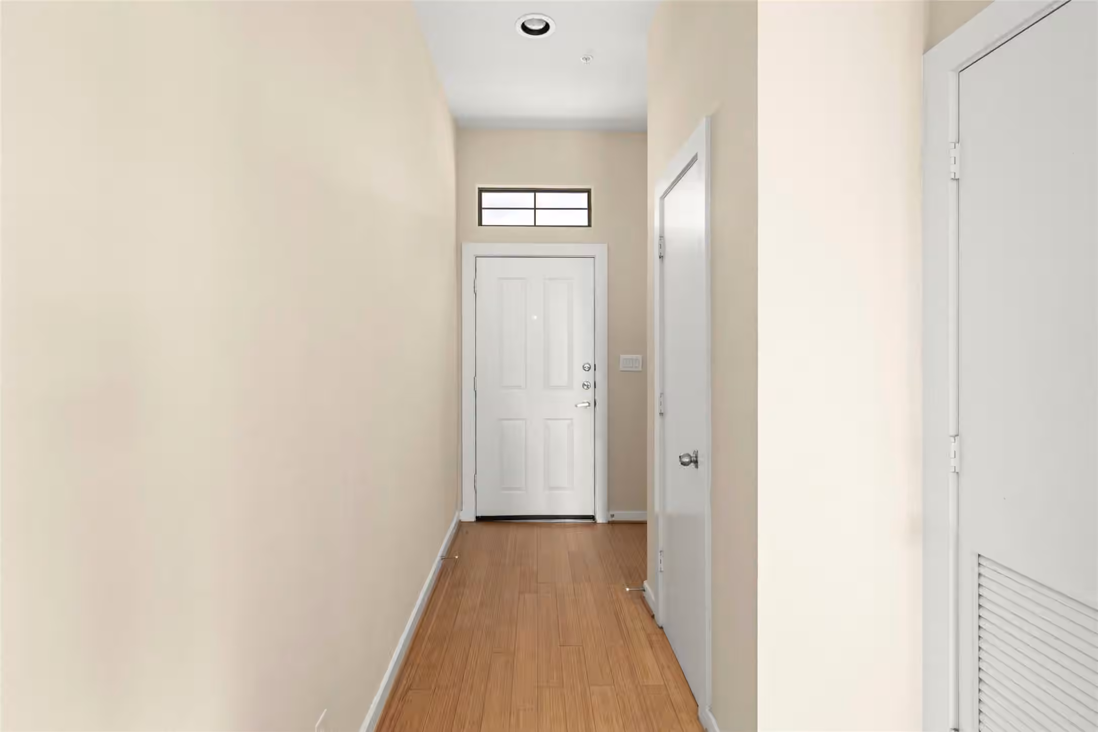 Photo 4 of 802 Jackson Hill Street 201, Houston, TX