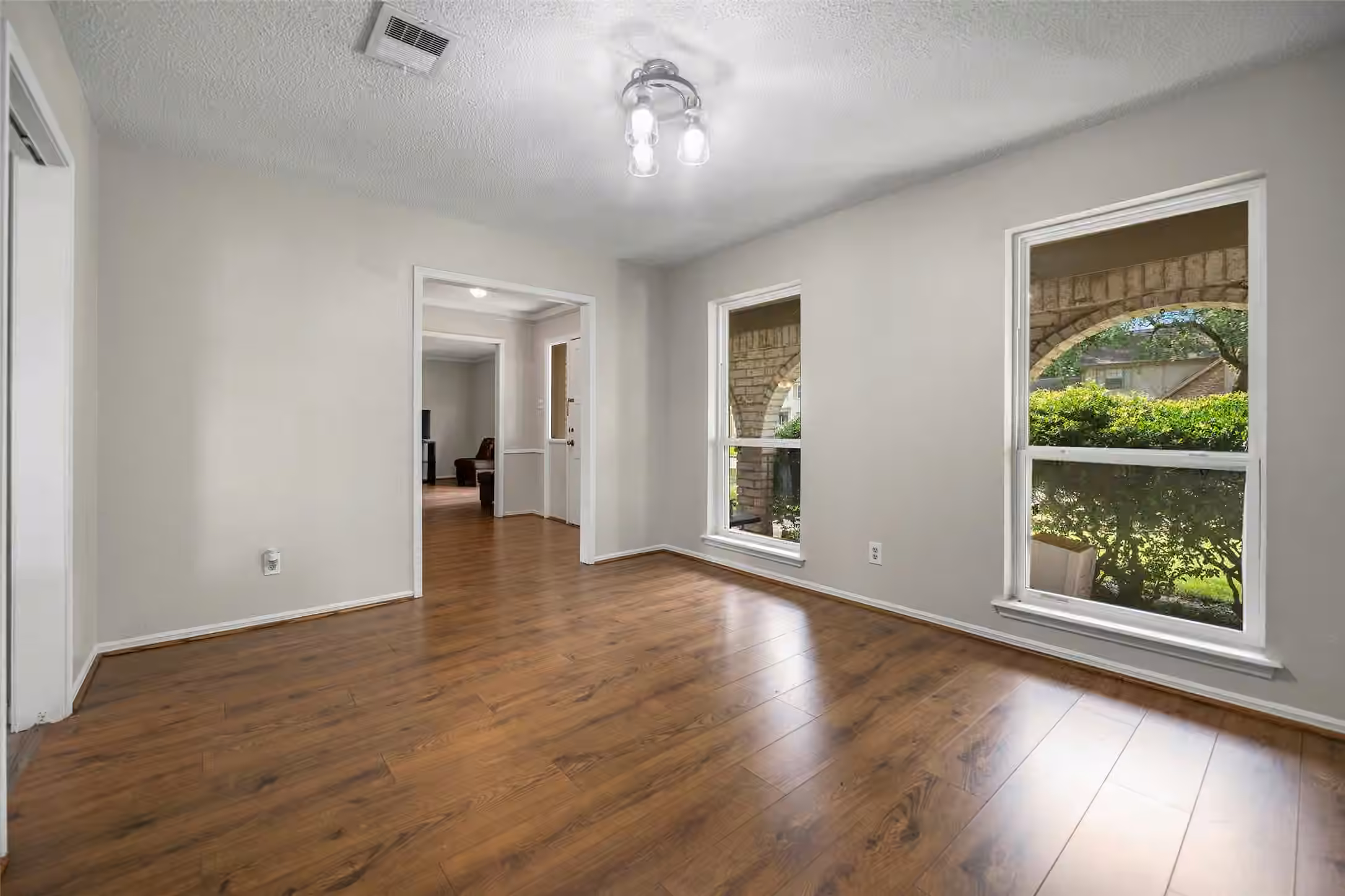 Photo 6 of 1118 Marne Lane, Houston, TX