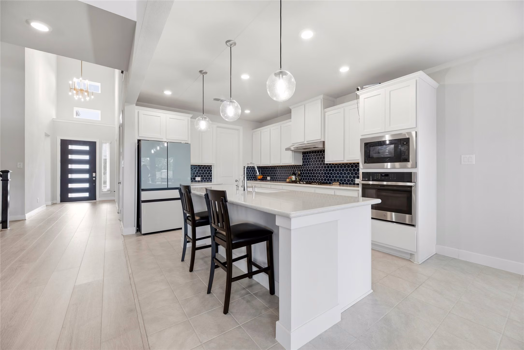 Photo 6 of 8930 Shelford Bay Lane, Cypress, TX