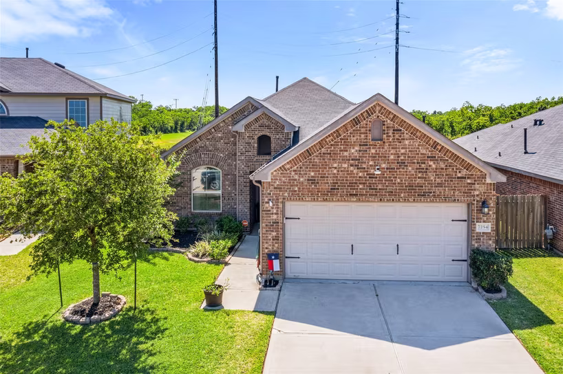Photo of 7254 Victorville Drive, Rosharon, TX 77583
