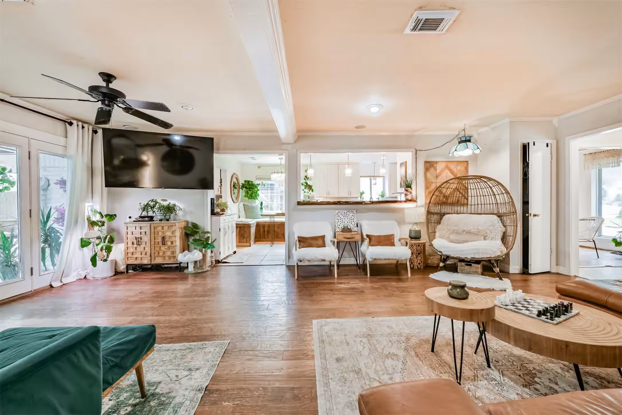 Photo 5 of 1723 Capstan Road, Houston, TX