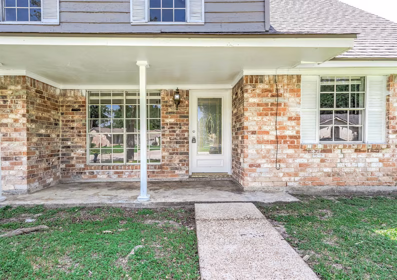 Photo 5 of 9014 Landwood Drive, Houston, TX