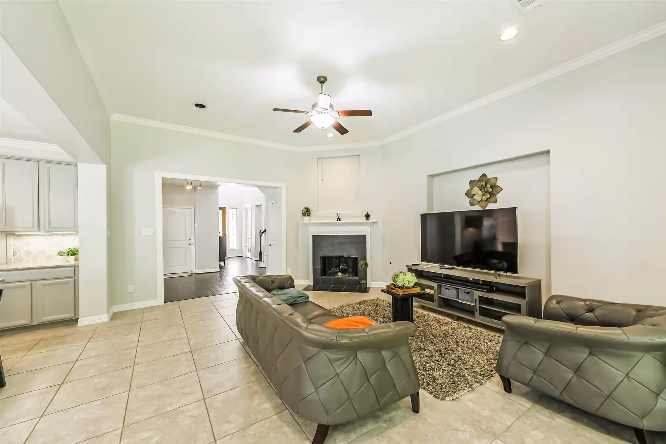 Photo 7 of 170 Hearthshire Circle, The Woodlands, TX