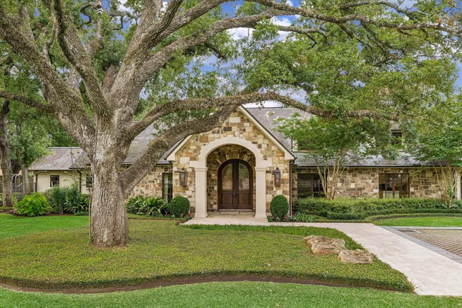 Photo 2 of 1 Gage Court, Houston, TX