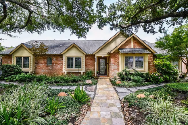 Photo of 2911 Fontana Drive, Houston, TX