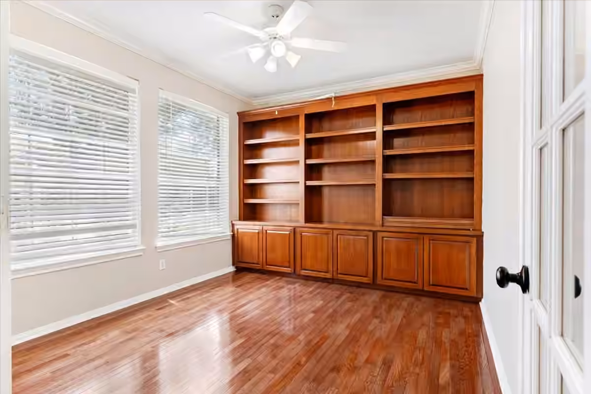 Photo 5 of 3612 Shasta Court, Pearland, TX