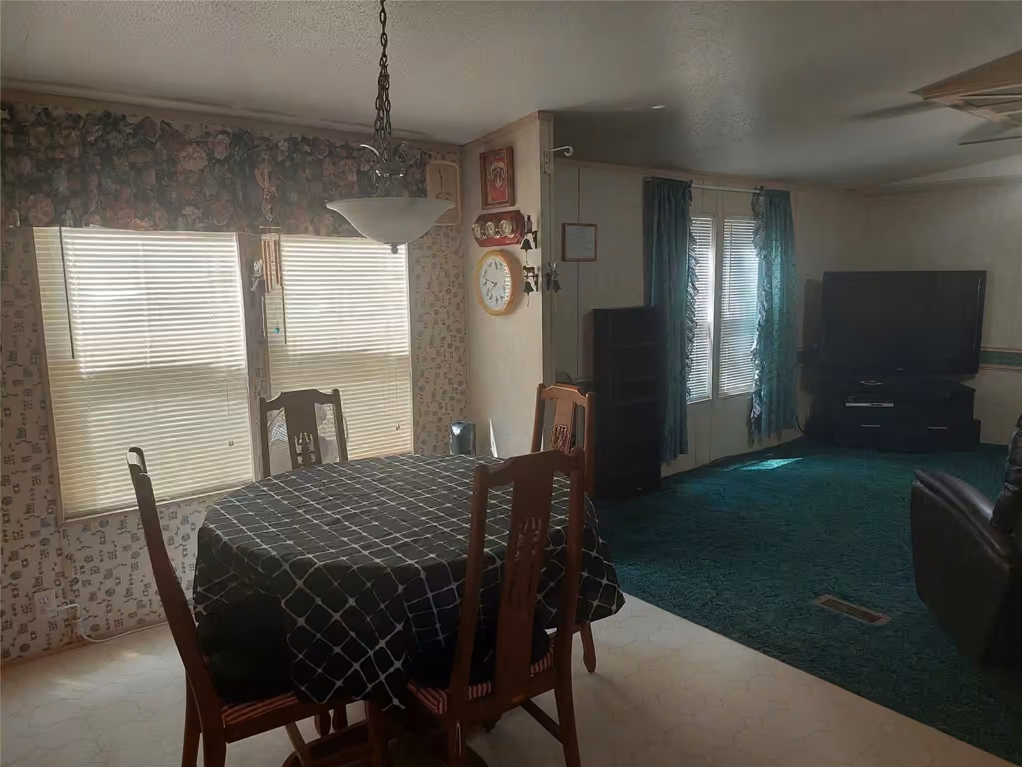 Photo 4 of 130 County Road 3291, Cleveland, TX