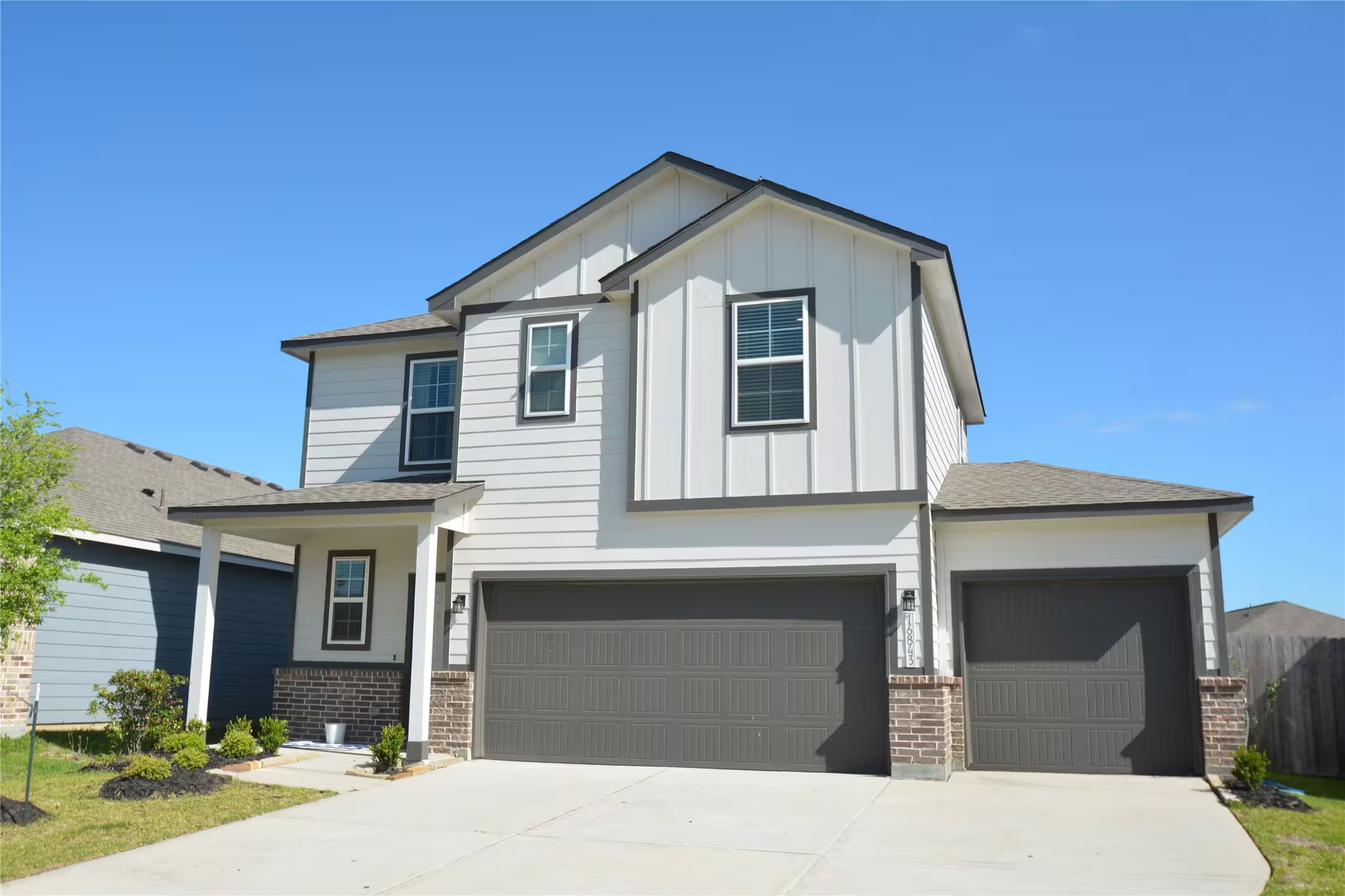 Photo 2 of 16843 Bristle Cone Way, Conroe, TX